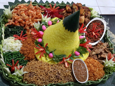 Tumpeng